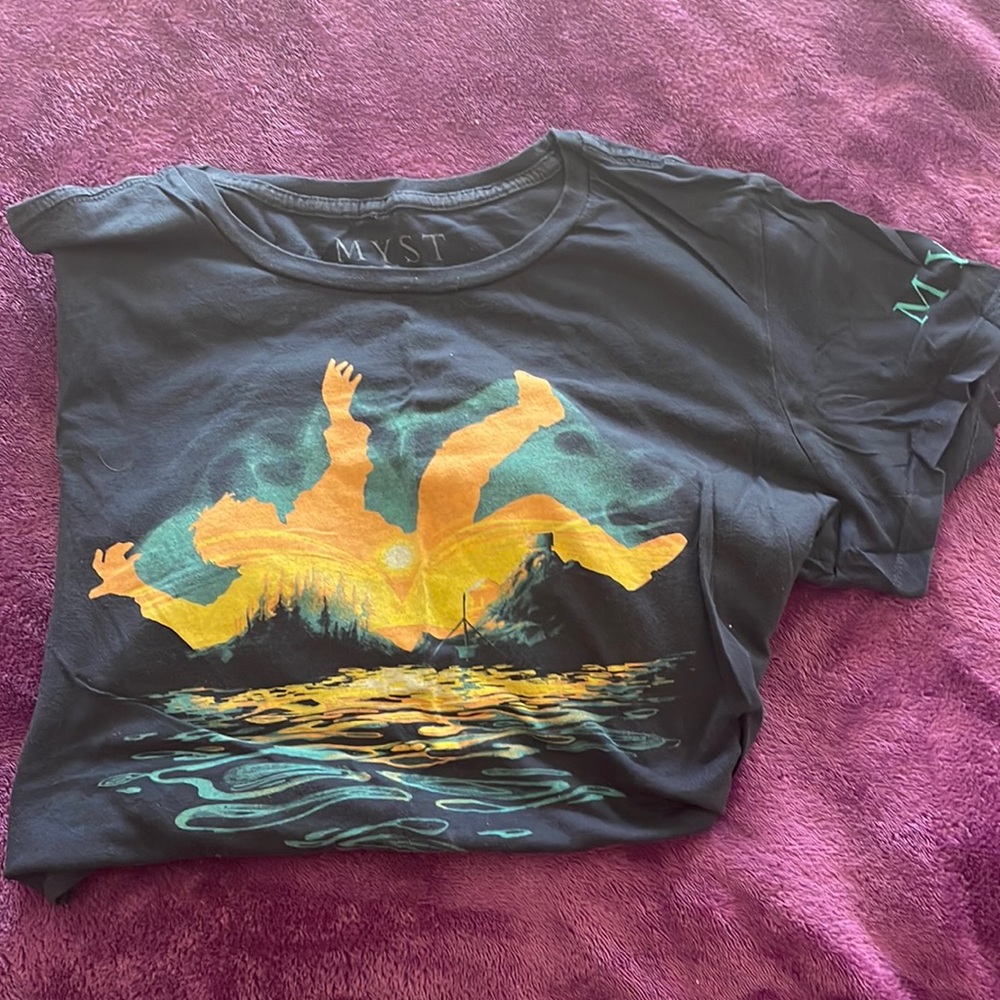 Womens 2xl Myst t-shirt